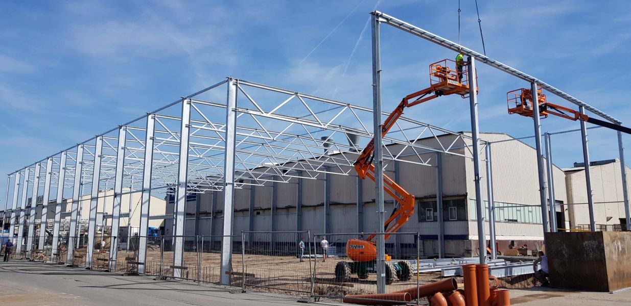 Neubau einer Produktionshalle